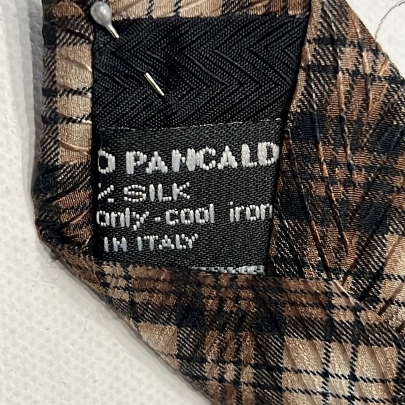 Vitaliano Italy Men's 100% Silk Classic Tie - Picture 7 of 9